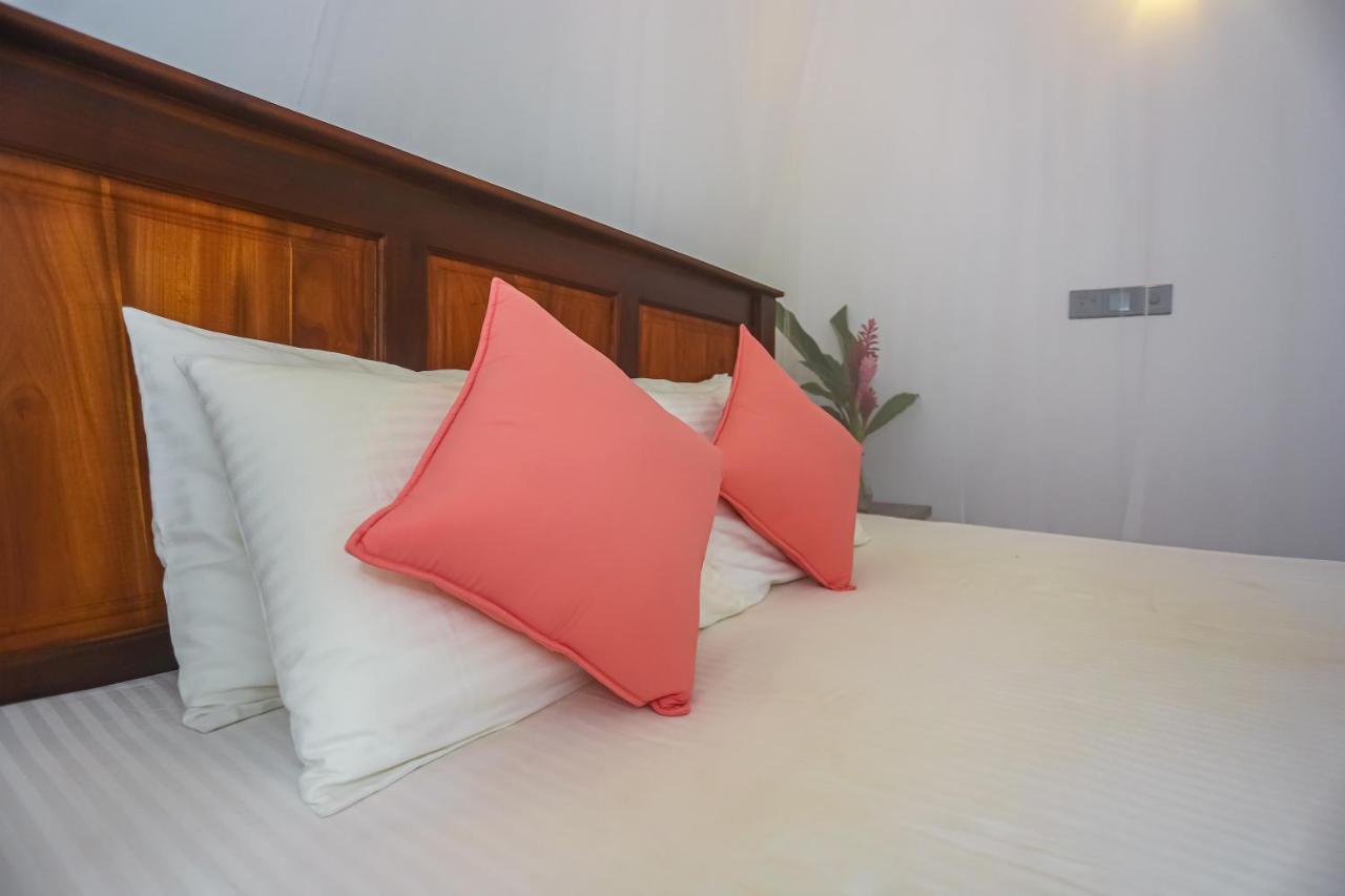 Saku Residence Unawatuna Bagian luar foto
